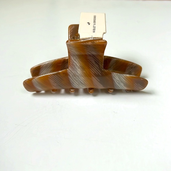 Spice Modern Hair Clip - Picture 5 of 5